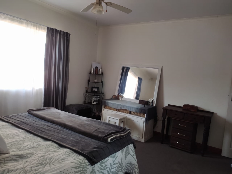 3 Bedroom Property for Sale in Pinelands Eastern Cape